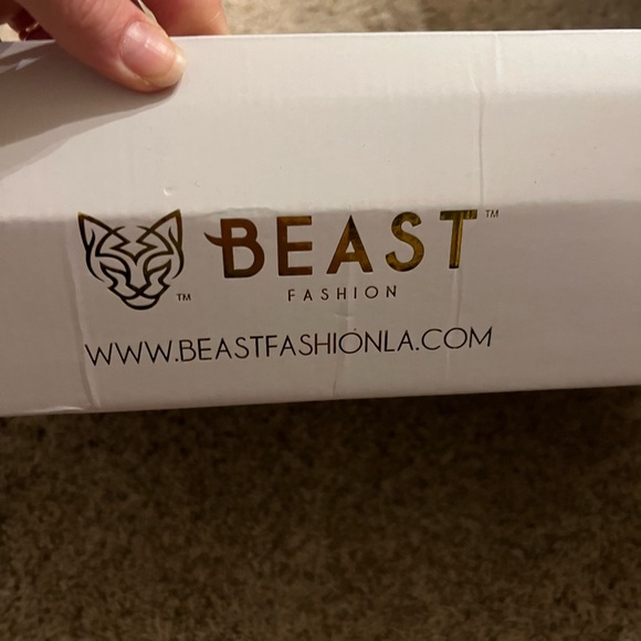 BEAST FASHION White Fringe Heeled Boots - Picture 8 of 9